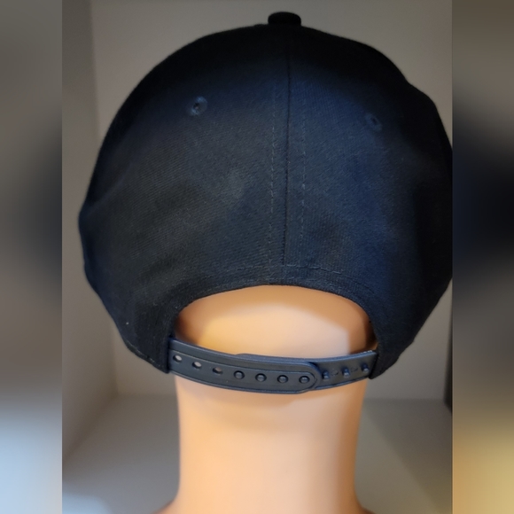 BNWT Captain America Civil War Hat - Picture 3 of 7